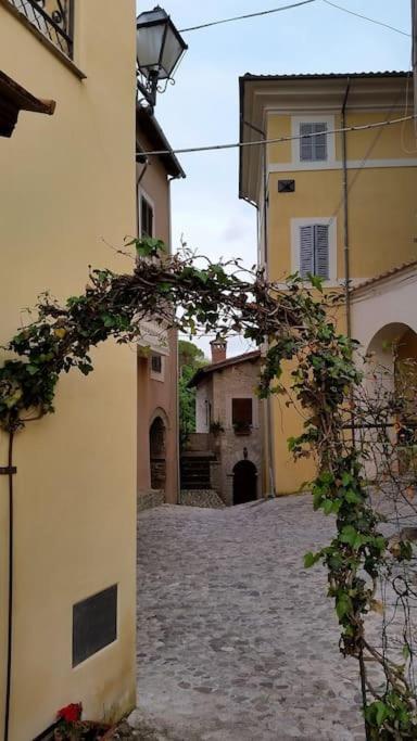 Casa In Antico Borgo Medievale A Tarano Ri, Via Giacomo Leopardi, 15别墅 外观 照片