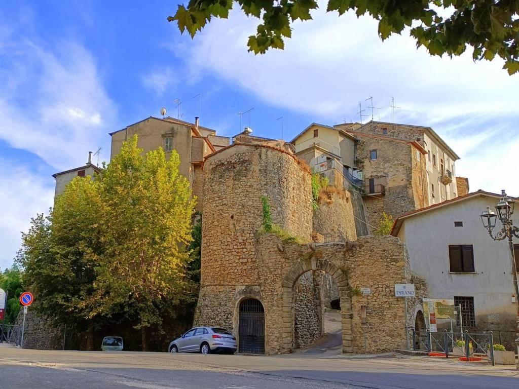 Casa In Antico Borgo Medievale A Tarano Ri, Via Giacomo Leopardi, 15别墅 外观 照片